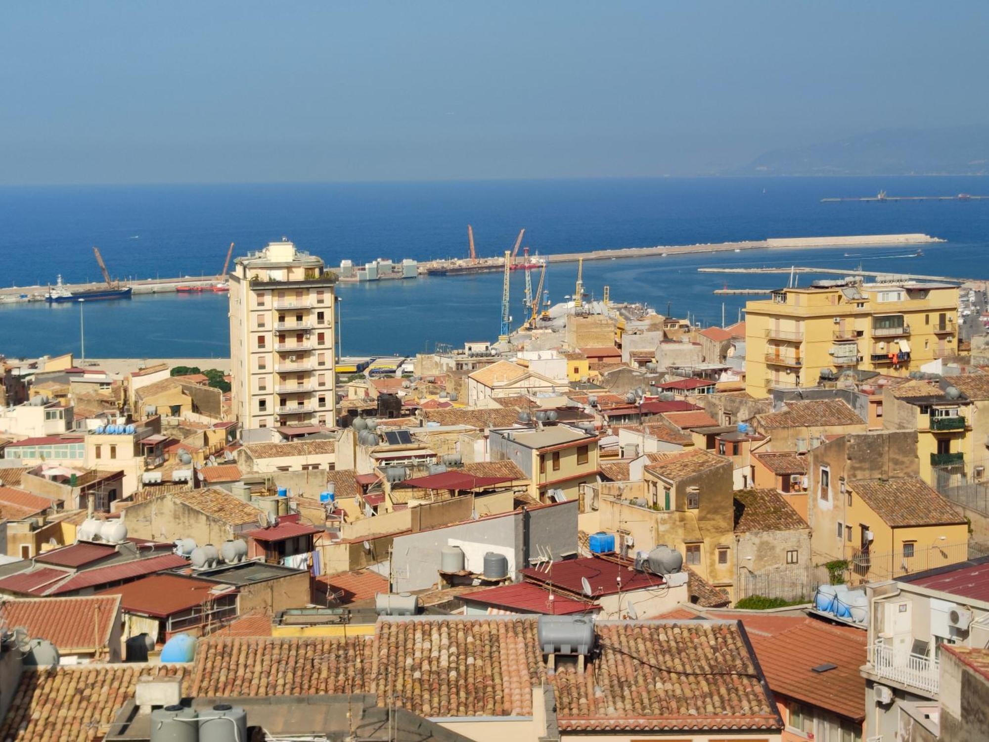 Gierre Apartment Termini Imerese Exteriör bild